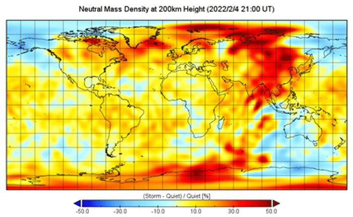 図2: GAIAによって計算された高度200kmの大気質量密度（2022年2月4日21時世界標準時）。磁気嵐発生前からの変動を％で表示。